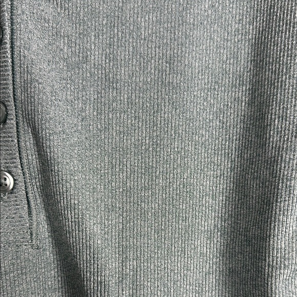 Athleta Green Half Button Up Top XS - Picture 4 of 6
